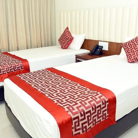 Sri Aswin Grand Hotel Namakkal Bagian luar foto