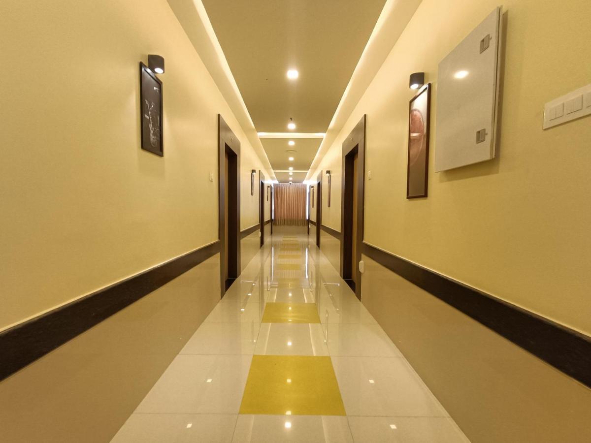 Sri Aswin Grand Hotel Namakkal Bagian luar foto