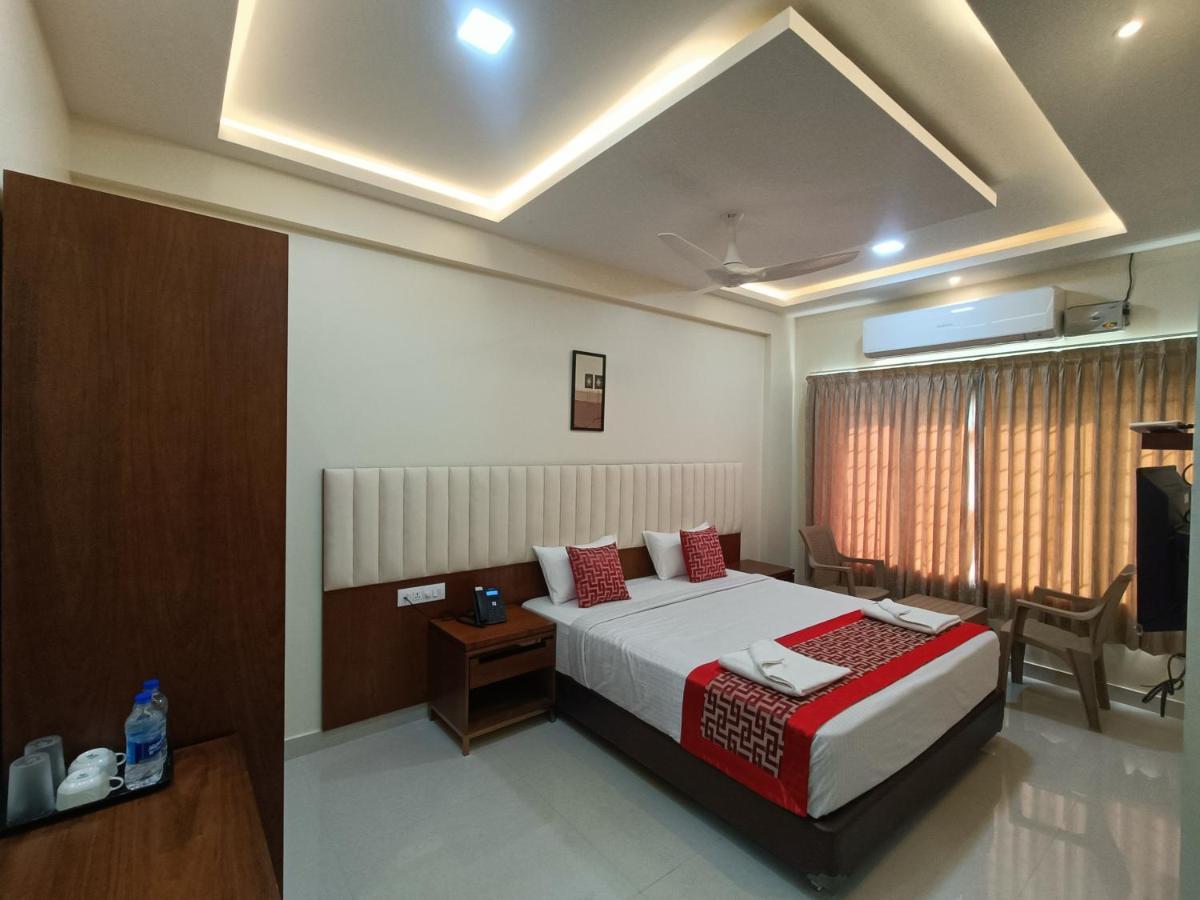 Sri Aswin Grand Hotel Namakkal Bagian luar foto