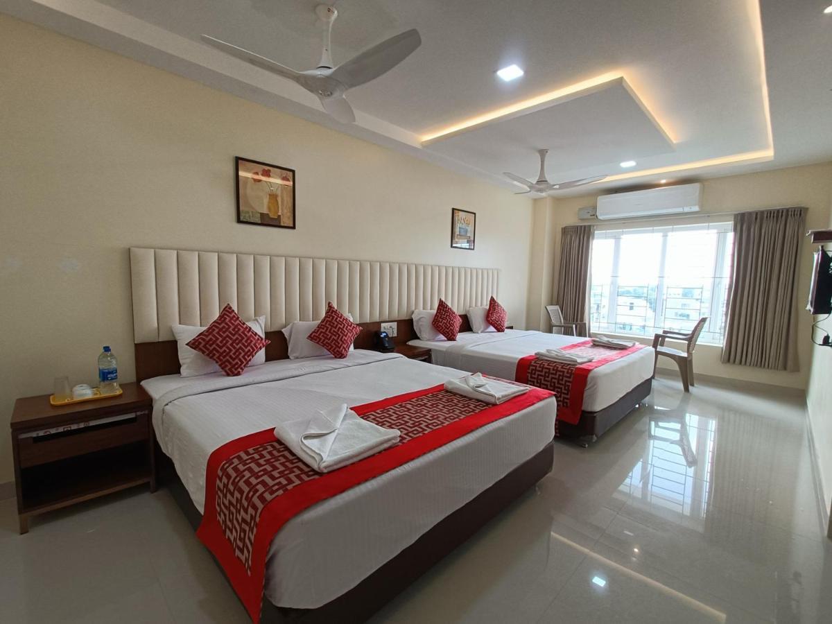 Sri Aswin Grand Hotel Namakkal Bagian luar foto