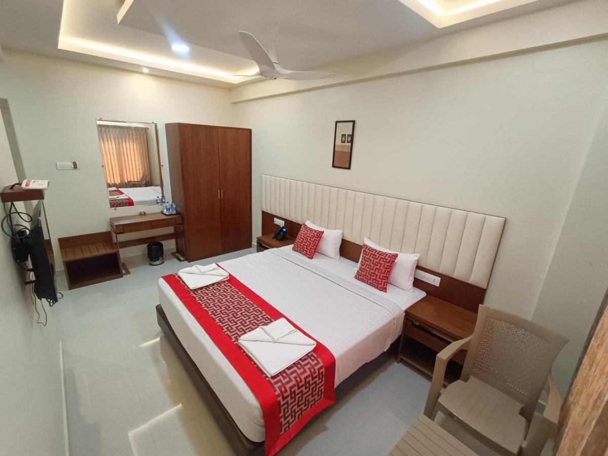 Sri Aswin Grand Hotel Namakkal Bagian luar foto