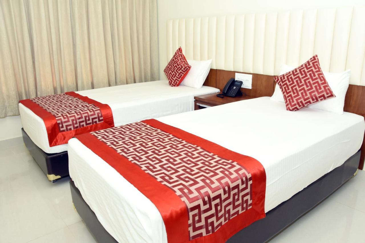 Sri Aswin Grand Hotel Namakkal Bagian luar foto