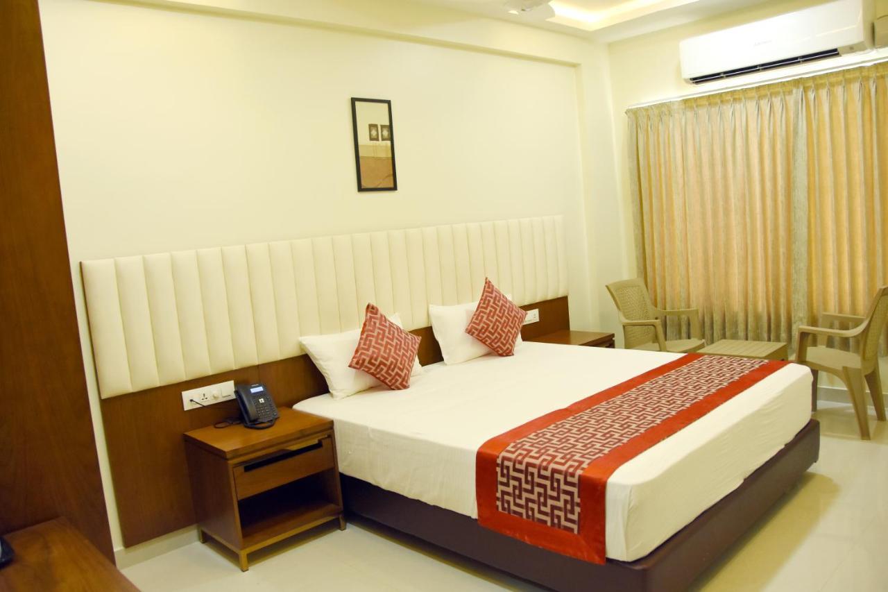 Sri Aswin Grand Hotel Namakkal Bagian luar foto