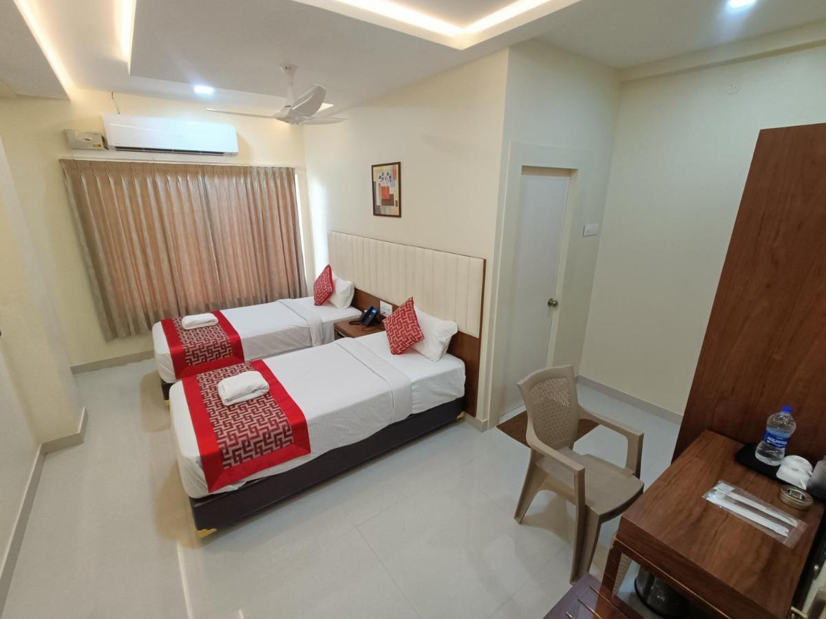 Sri Aswin Grand Hotel Namakkal Bagian luar foto