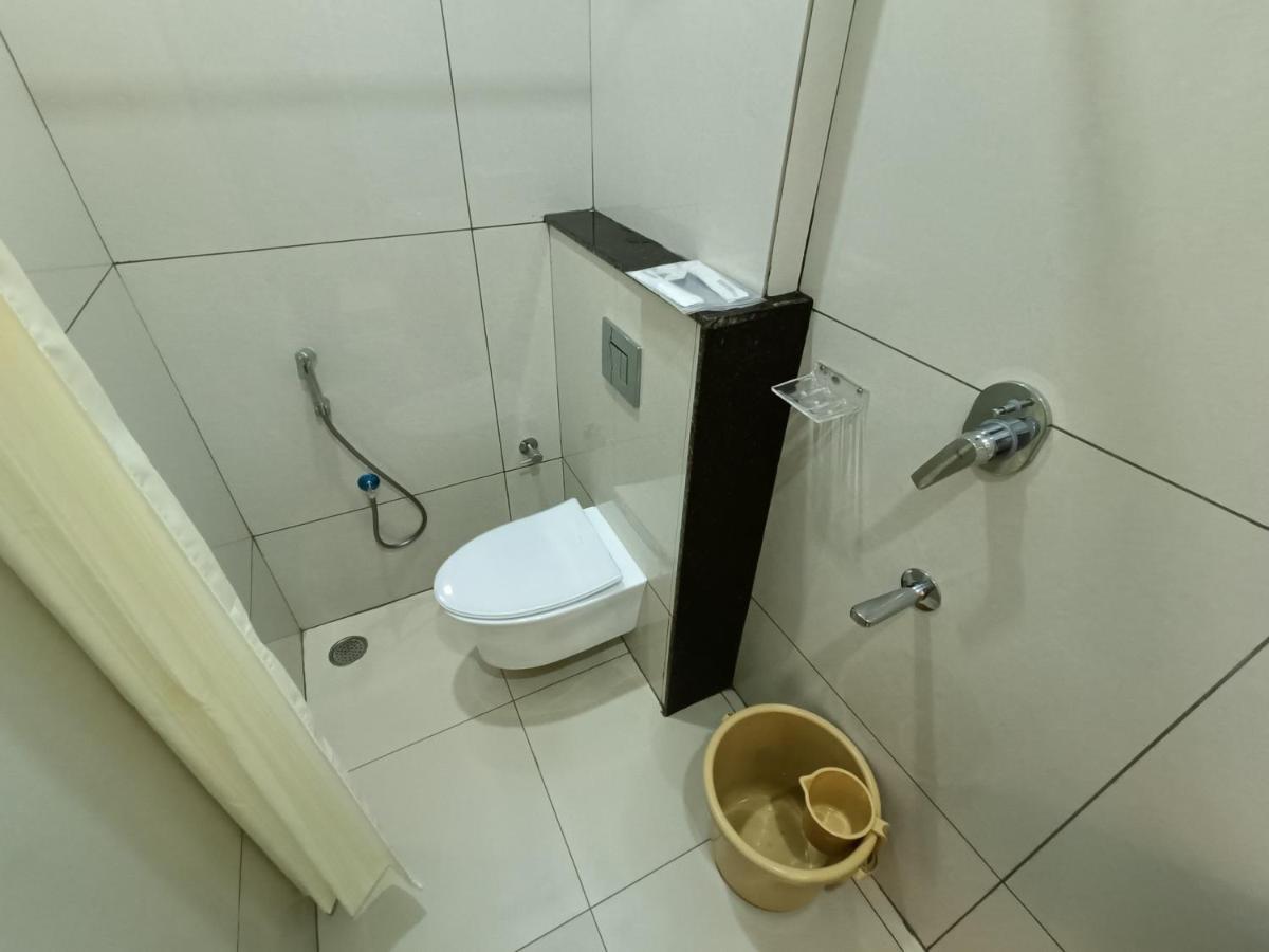 Sri Aswin Grand Hotel Namakkal Bagian luar foto