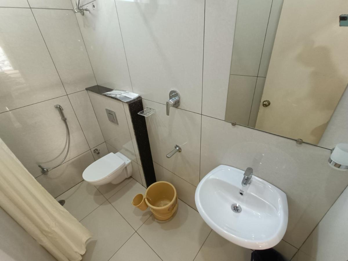 Sri Aswin Grand Hotel Namakkal Bagian luar foto